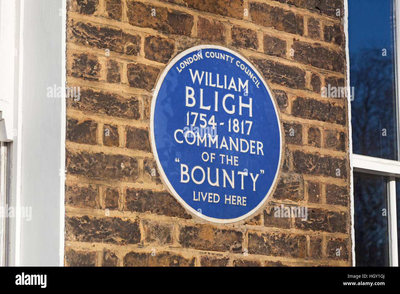 London, Lambeth   A plaque commemorating Captain William Bligh of the Bounty on a house in Lambeth Road Stock Photo