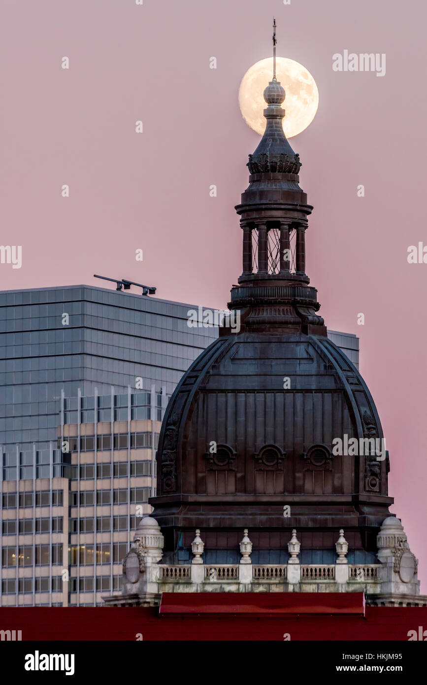 November full moon over the Basilica of Saint Mary in Minneapolis, Minnesota. Stock Photo