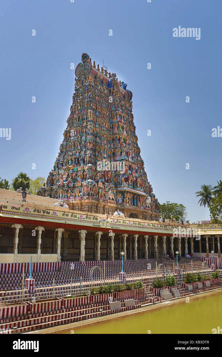 India, Tamil Nadu, Madurai, Minakshi temple, Gopuram, Lotusteich Stock Photo