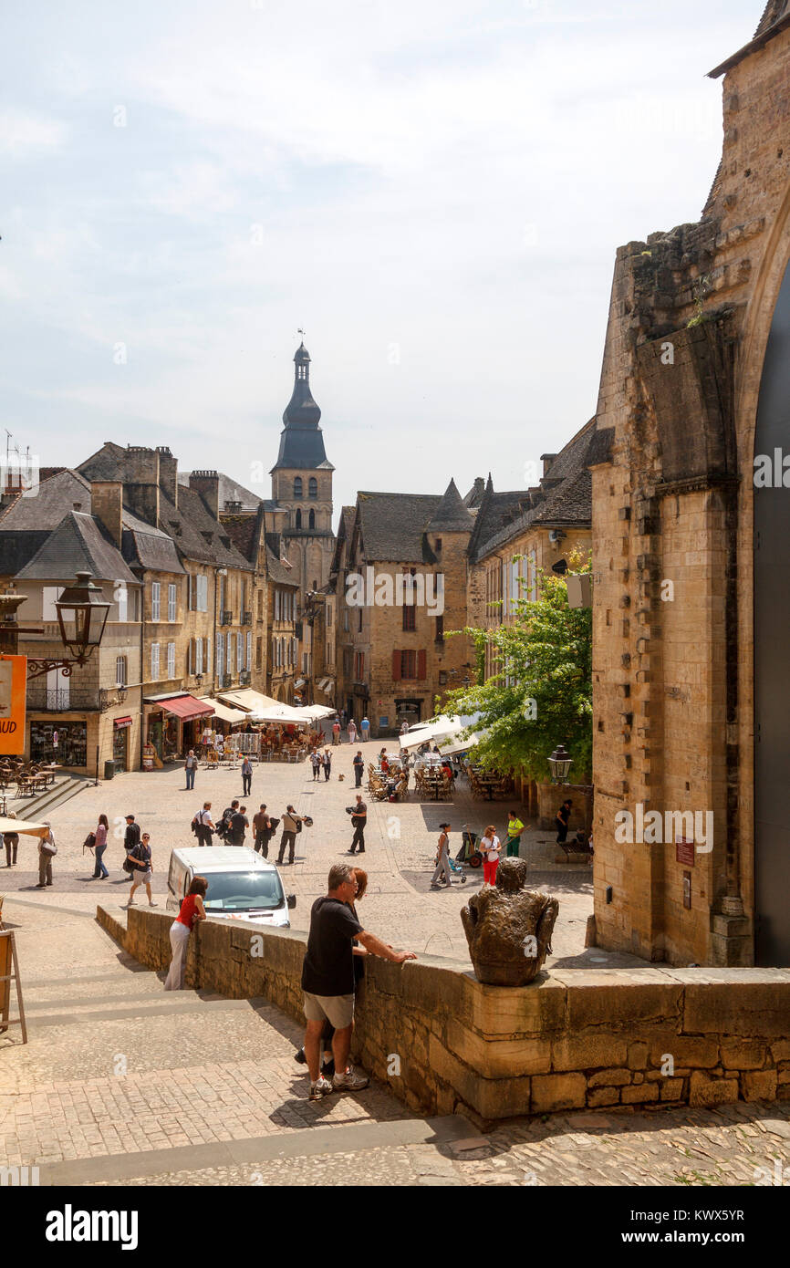 The town of Sarlat is in a region known in France as the Périgord Noir . Stock Photo