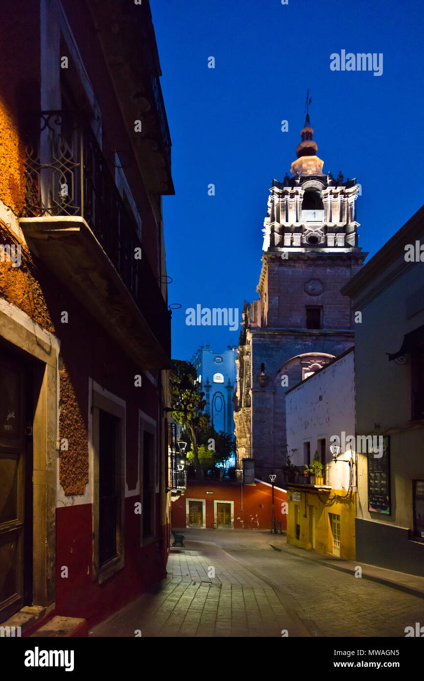 Street scene at night - GUANAJUATO, MEXICO Stock Photo