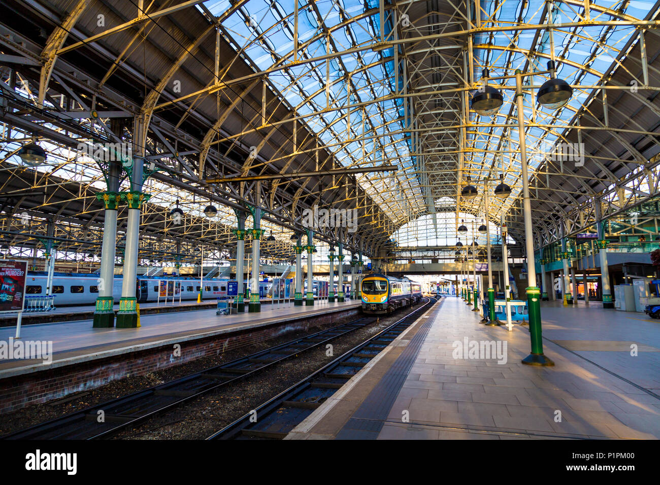 The interior and train platforms of Manchester Piccadilly train station, Manchester, UK Stock Photo