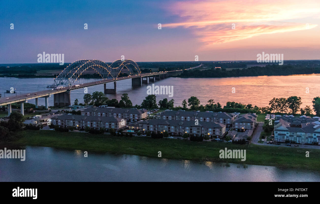 Colorful sunset on the Mississippi River at Memphis, Tennessee. (USA) Stock Photo