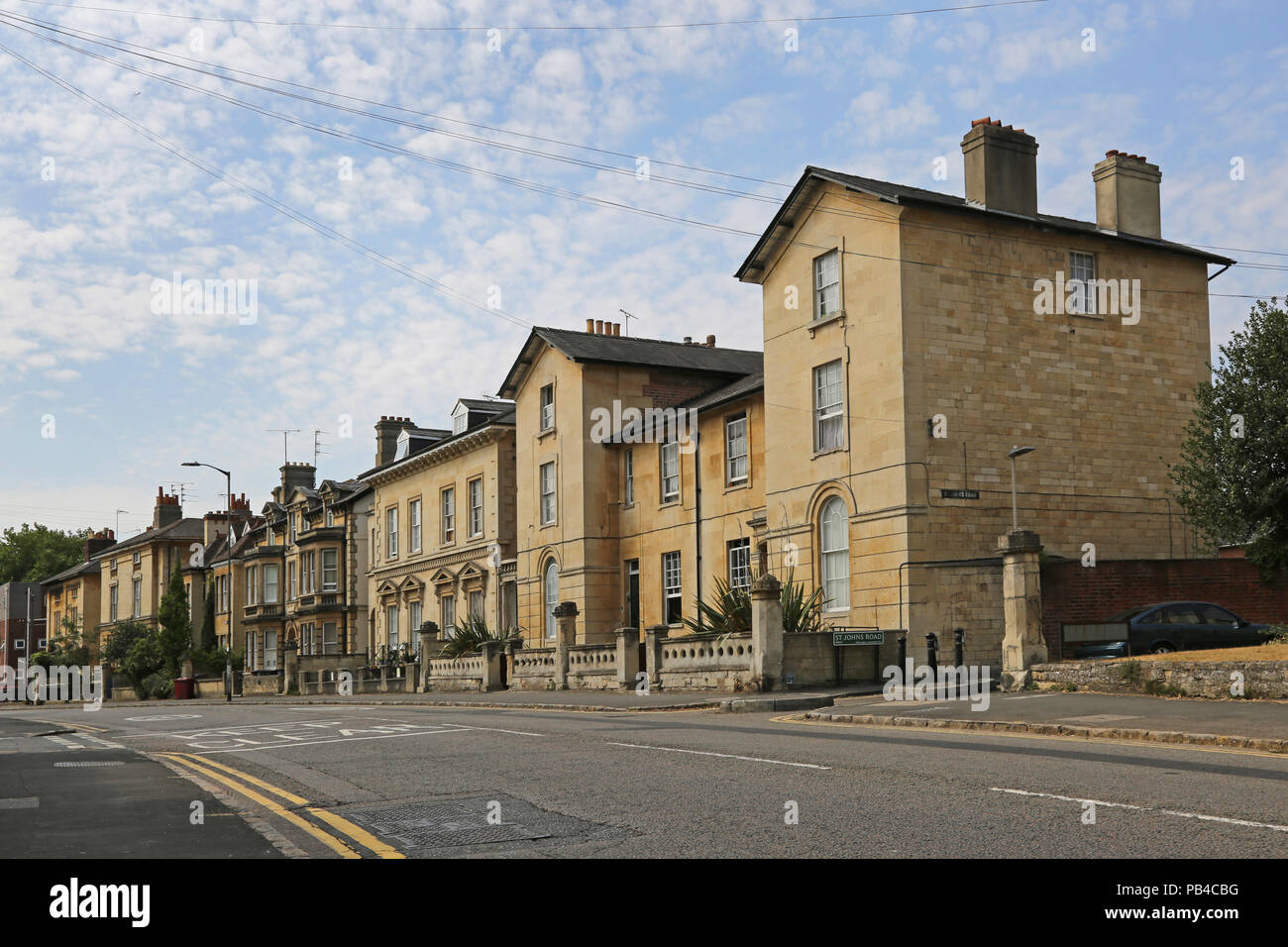 Victorian houses on Eldon RoadReading in the Eldon Road Conservation area in Reading, Berkshire, UK. Stock Photo