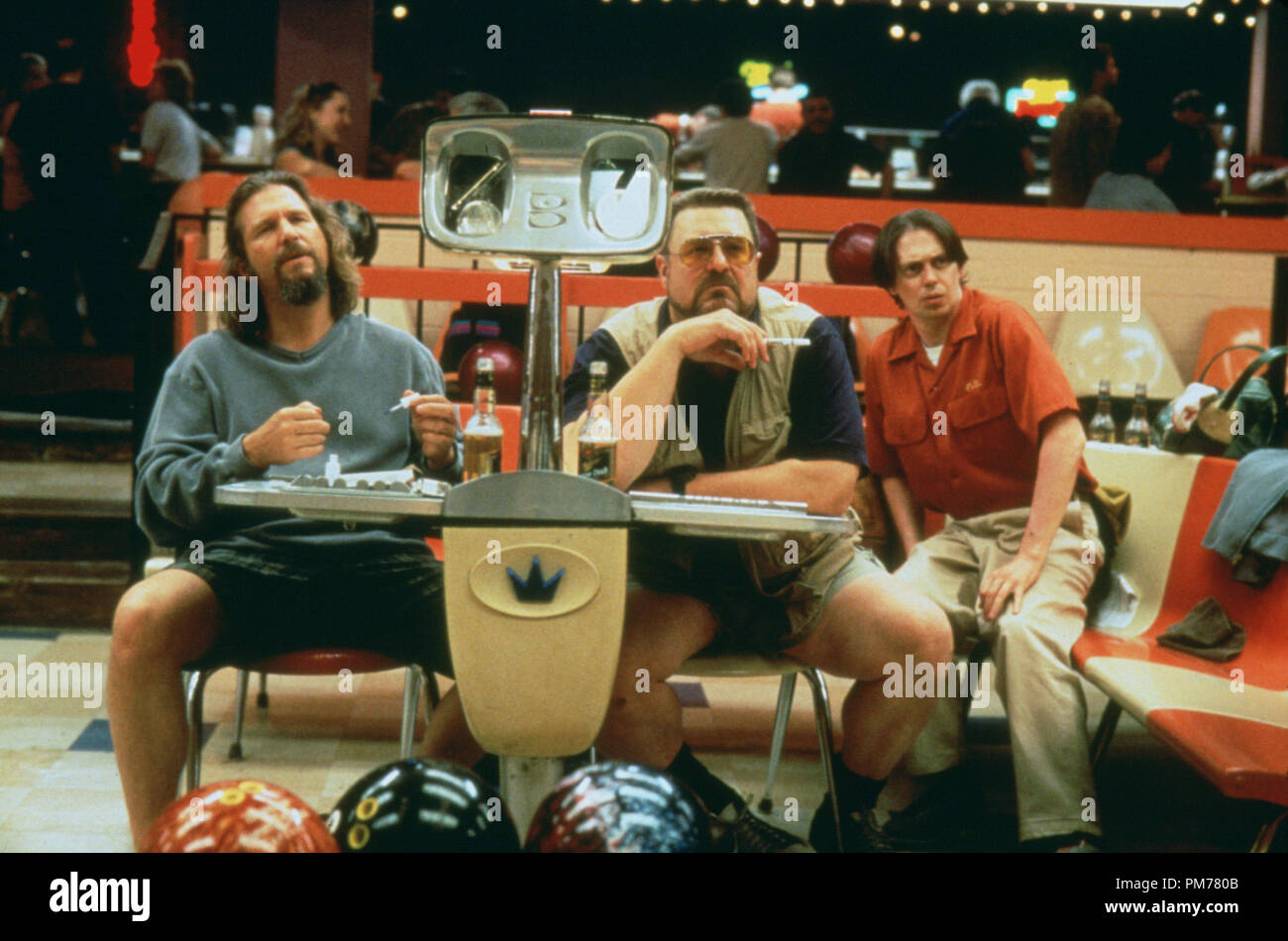 Film Still from 'The Big Lebowski' Jeff Bridges, John Goodman, Steve Buscemi © 1998 Gramercy Pictures  File Reference # 30996006THA  For Editorial Use Only -  All Rights Reserved Stock Photo