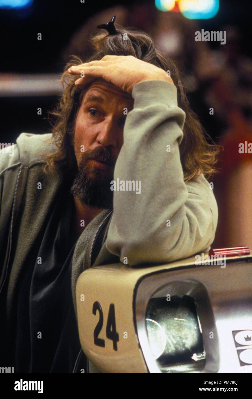 Film Still from 'The Big Lebowski' Jeff Bridges © 1998 Gramercy Photo Credit: Merrick Morton  File Reference # 30996013THA  For Editorial Use Only -  All Rights Reserved Stock Photo