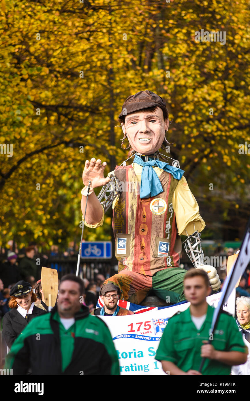 Queen Victoria Seamen's Rest figure in the Lord Mayor's Show Parade Stock Photo