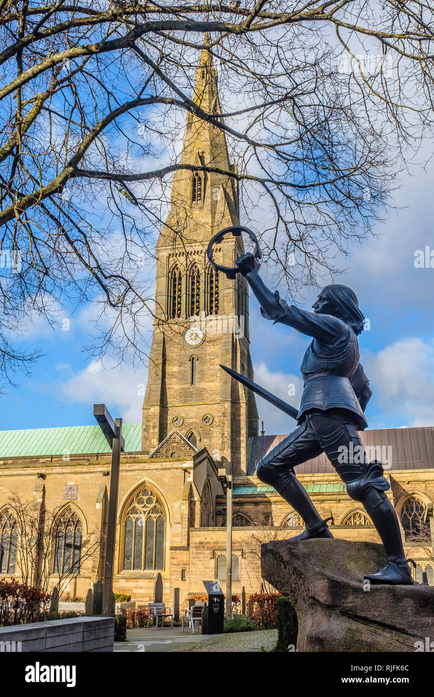 Statue of King Richard lll outside Leicester Cathedral. Stock Photo