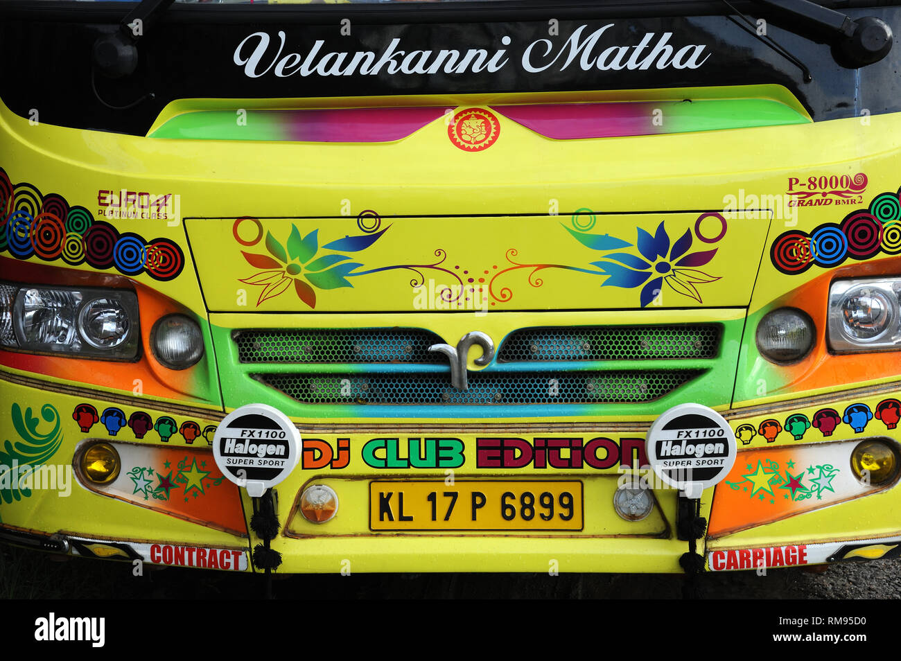 Top 156+ Kerala tourist bus wallpaper - Snkrsvalue.com