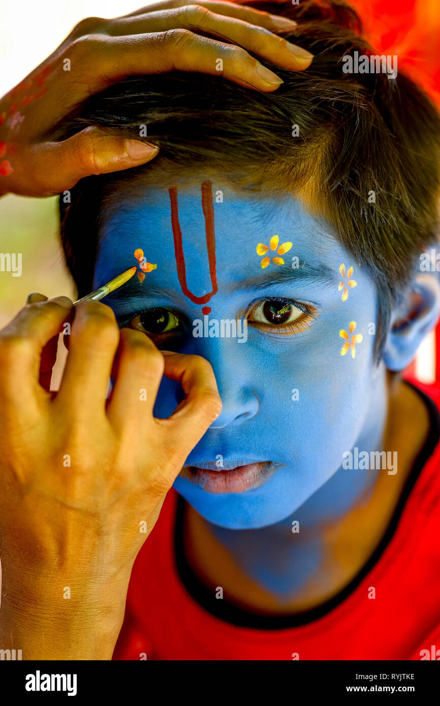 Make-up at Janmashtami hindu festival, Watford, U.K. Stock Photo