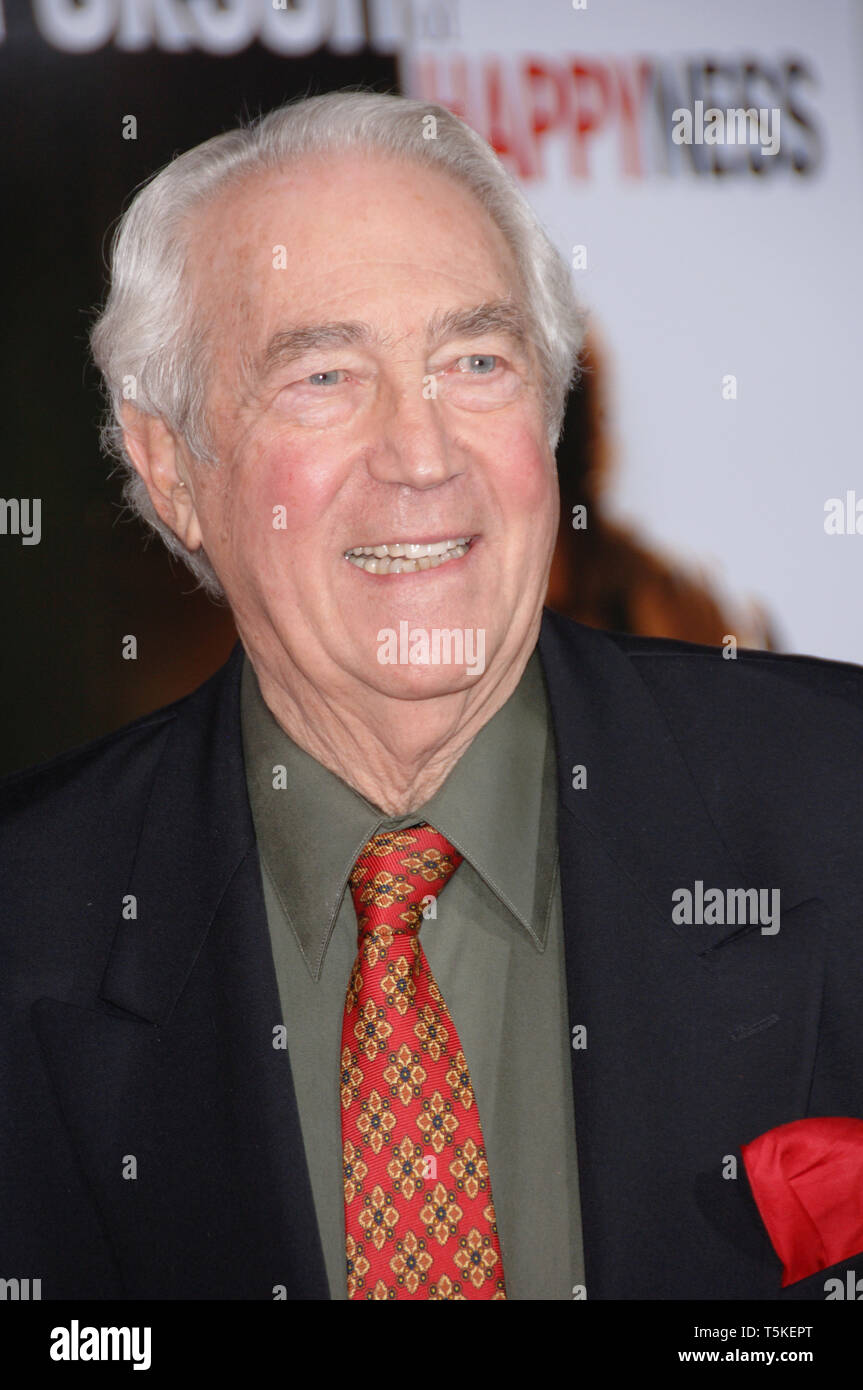 LOS ANGELES, CA. December 07, 2006: JAMES KAREN at the world premiere of 'The Pursuit of Happyness' at the Mann Village Theatre, Westwood. Picture: Paul Smith / Featureflash Stock Photo