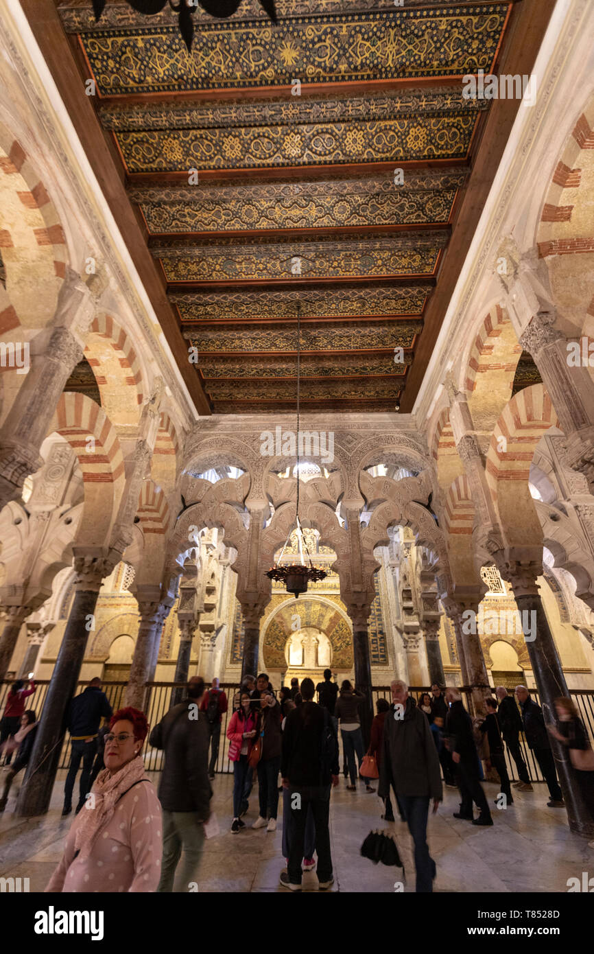 Arcaded hypostyle hall, with 856 columns of jasper, onyx, marble, granite and porphyry Mosque–Cathedral of Córdoba, Mezquita Cordoba, Andalusia, Spain Stock Photo