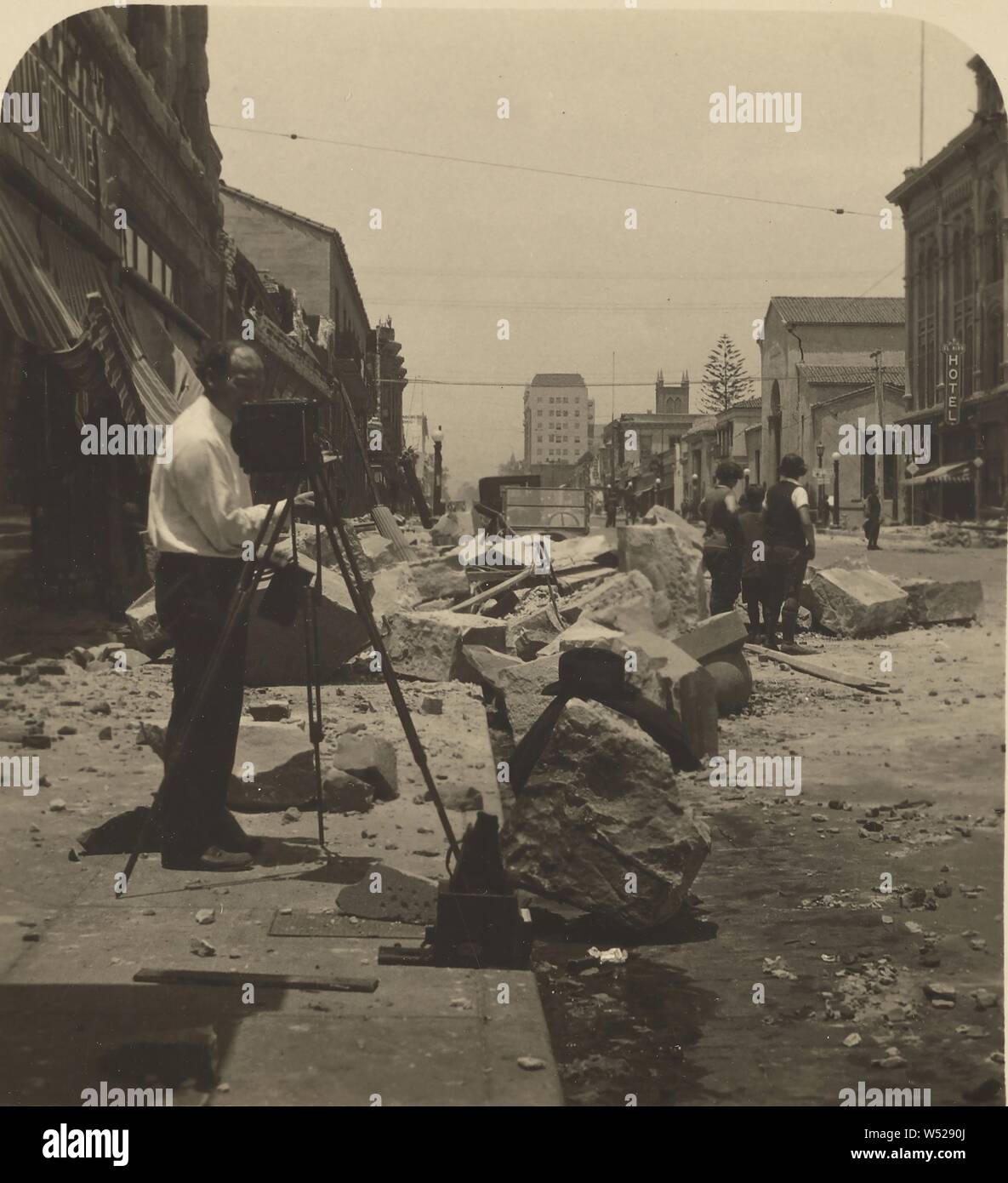 Santa Barbara Earthquake June 29 1925, B.D. Jackson (American, 1850/1851 - 1937), June 29, 1925, Gelatin silver print Stock Photo