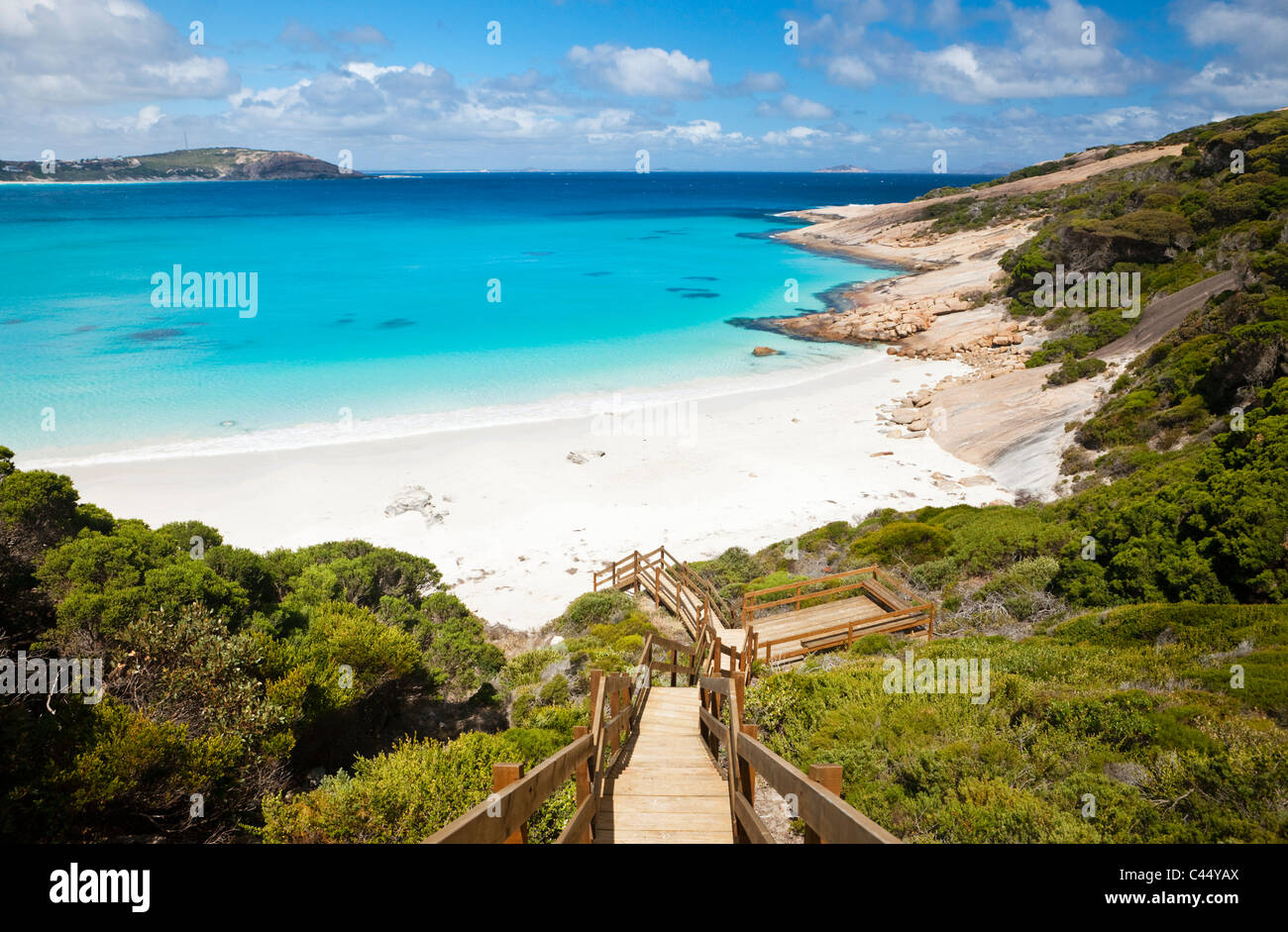 Hinunter zum Blue Haven Beach Boardwalk. Esperance, Western Australia, Australien Stockfoto