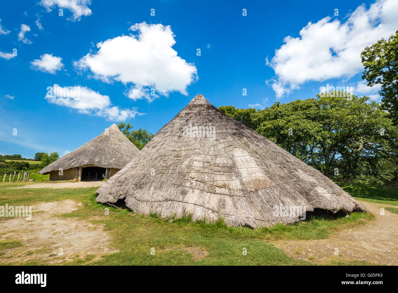 Die Eisenzeit Hütten am Castell Henllys im Norden Pembrokeshire Stockfoto