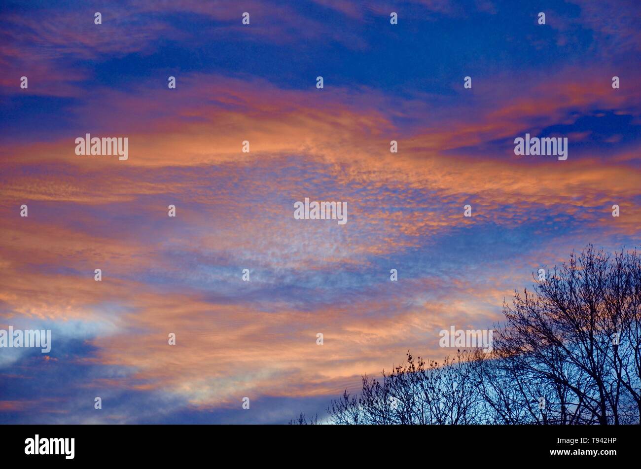 Himmel im Sonnenuntergang Banque D'Images