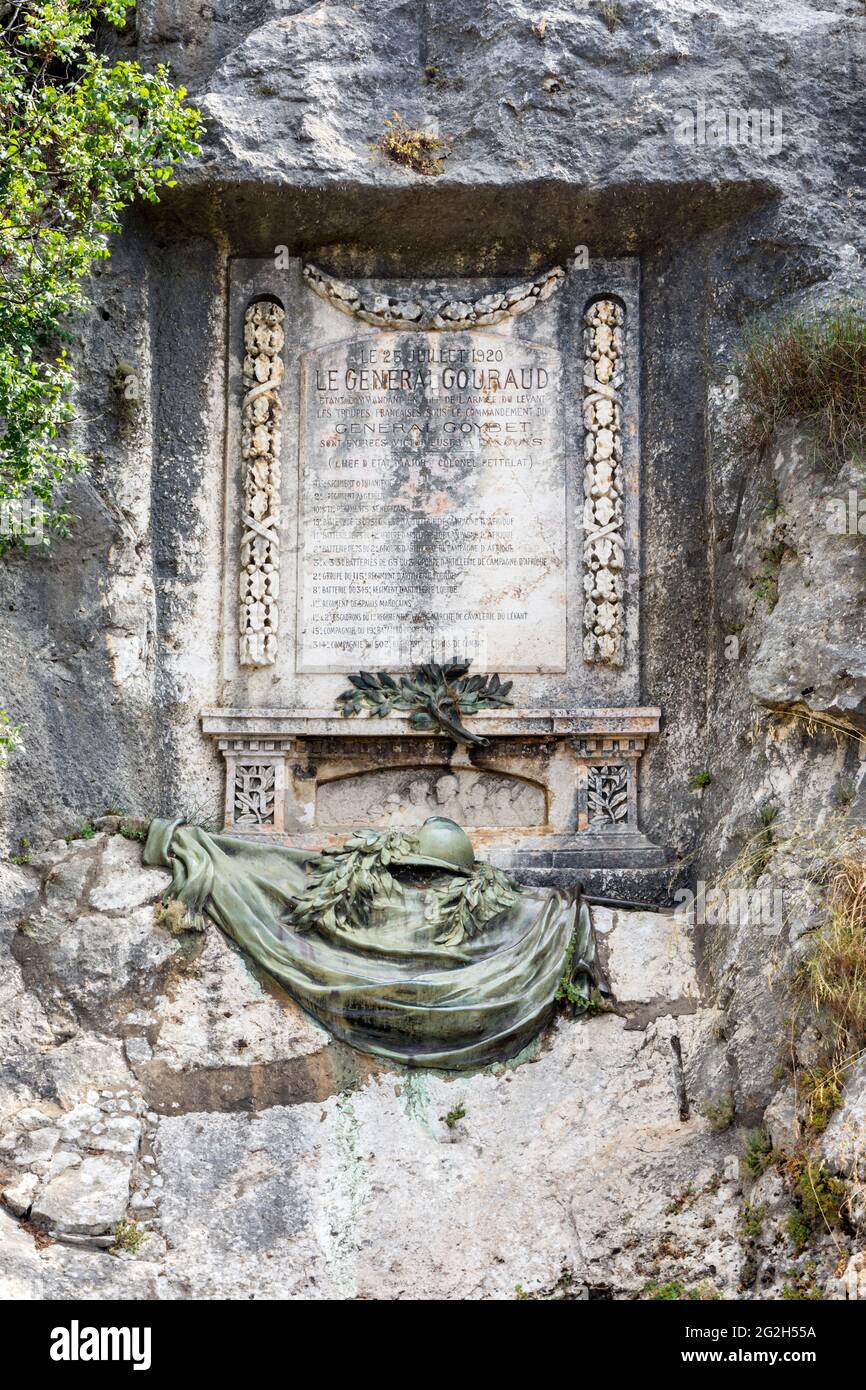 Stele commemorando la vittoria delle truppe francesi in Libano nel 1920, stele di Nahr el Kalb, Libano Foto Stock