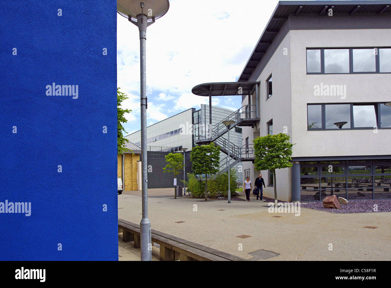 Edifici moderni della Loughborough University verso il Clyde Williams Building. Leicestershire Foto Stock