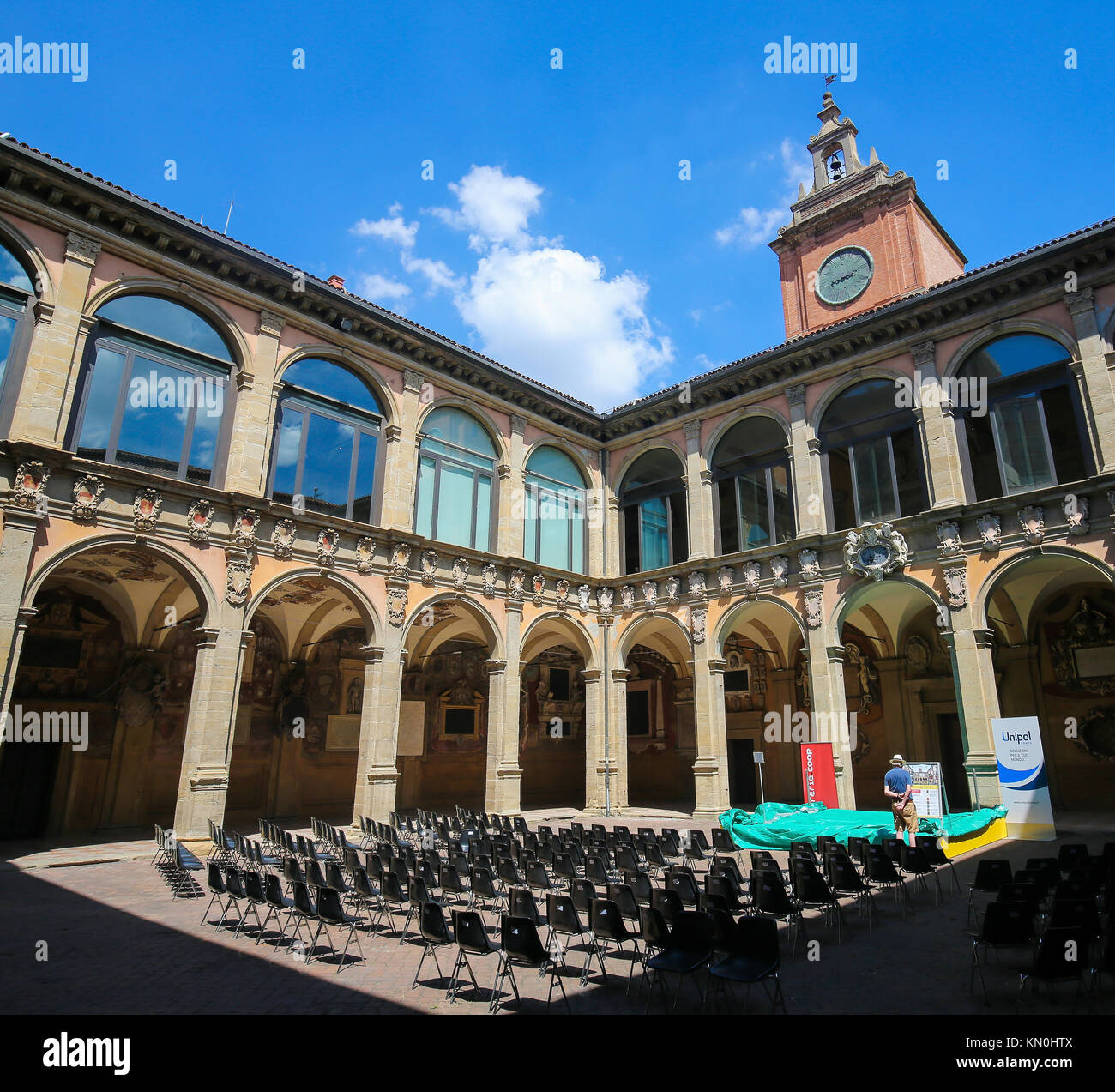 Università degli Studi di Bologna è la più antica istituzione accademica del mondo, fondata nel annuncio 1088. Foto Stock