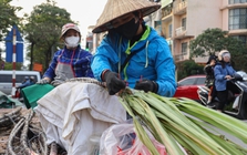 Những dịch vụ 'hái ra tiền' trong ngày 29 Tết