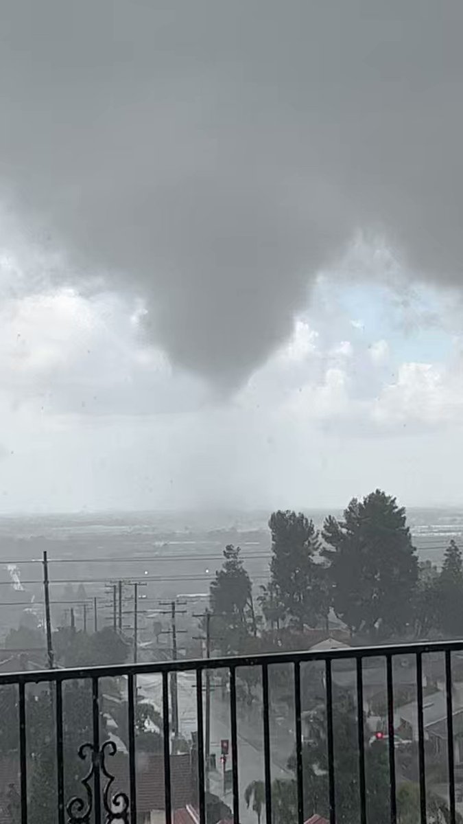 Tornado in south Montebello