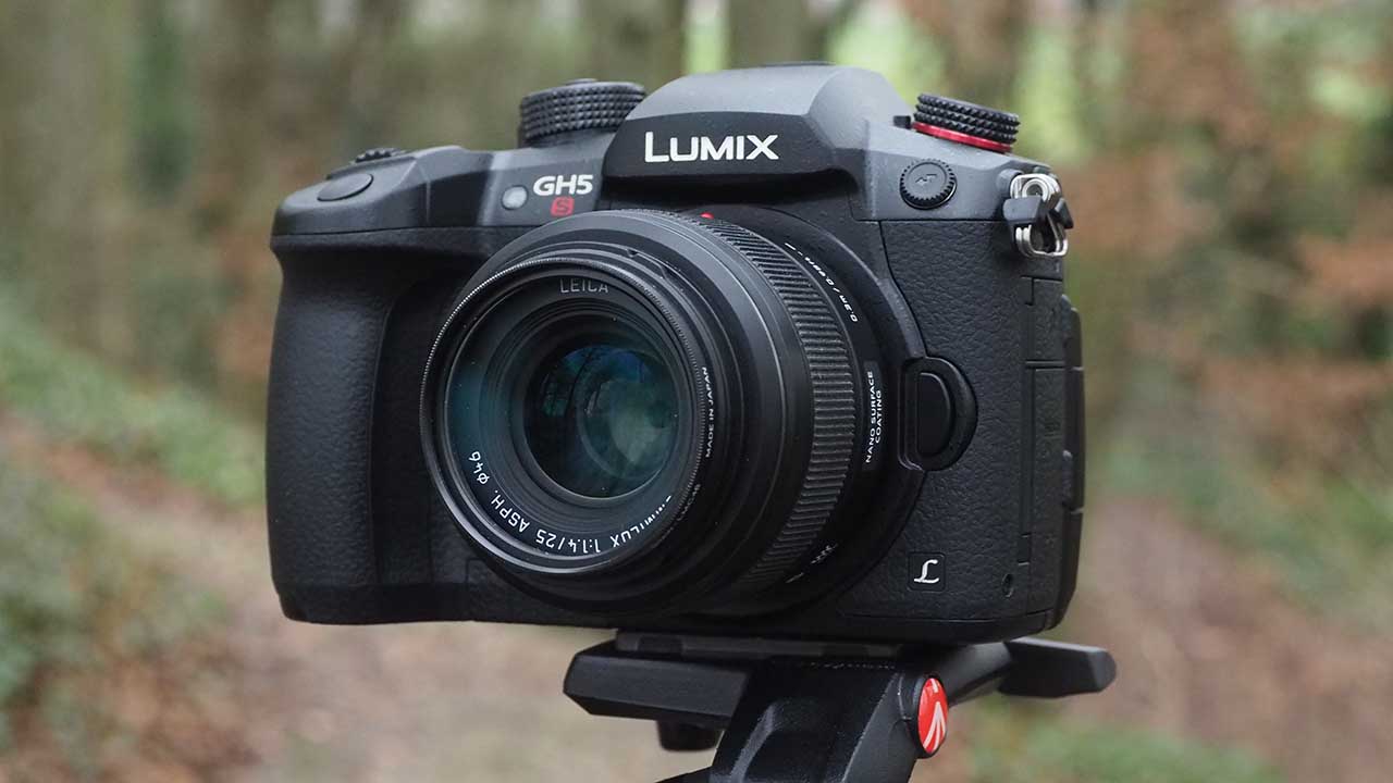 Panasonic GH5S