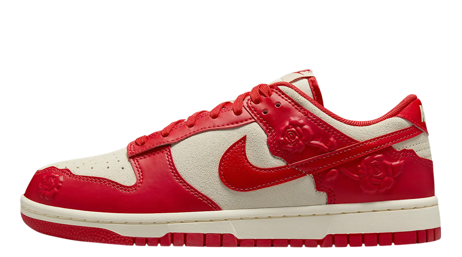 WMNS Nike Dunk Low 