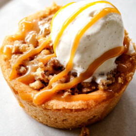 up close of kraft caramel apple pie with vanilla ice cream