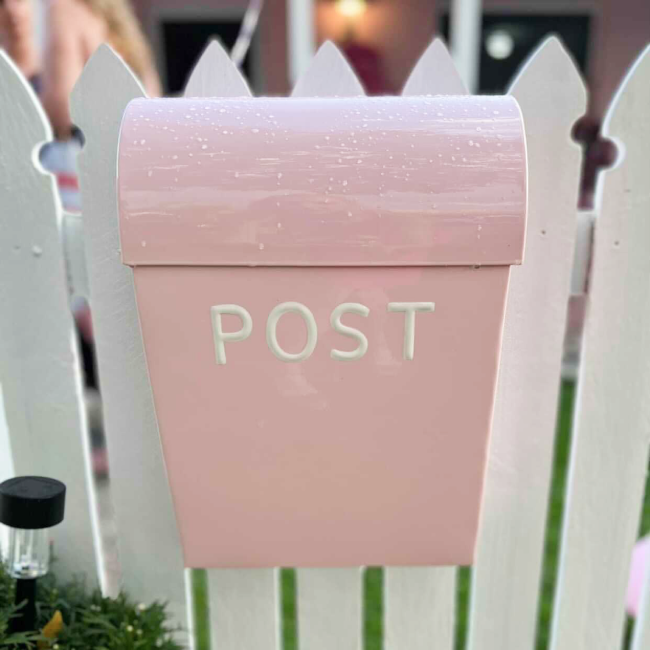 POST BOX – LARGE Pink