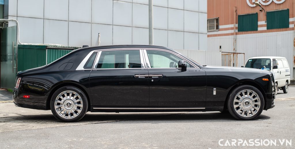 Ảnh chi tiết RollsRoyce Ghost EWB 2021 đầu tiên về Việt Nam