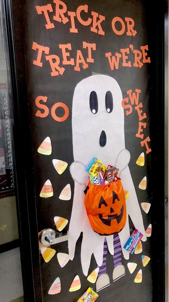 Halloween Classroom Door Ideas - Castle Random