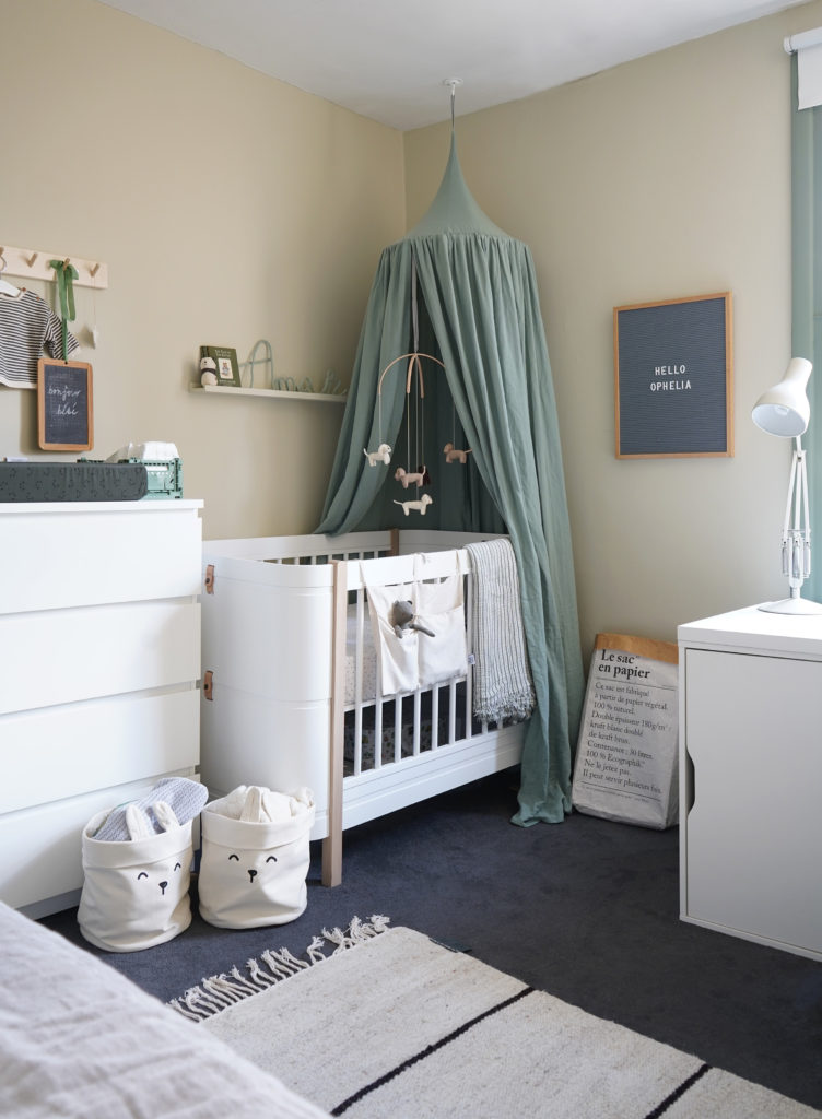 A simple gender neutral nursery - the REVEAL!