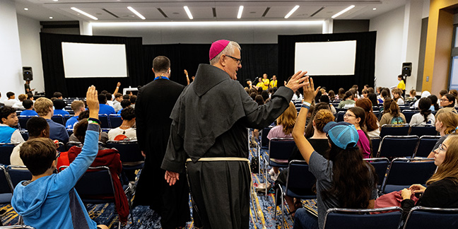 Youth connect at the Eucharistic Congress