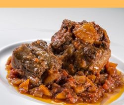 ressure cooker spicy oxtail stew recipe. Chinese-style spicy oxtail stew with turnips cooked in stovetop pressure cooker. Very delicious!!! #pressurecooker #instantpot #dinner #onepot #homemade #stew #yummy