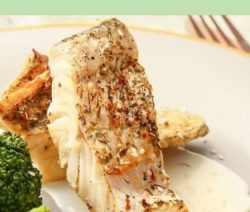 Air fryer sesame-crusted cod recipe. This sesame-crusted cod is a healthy and delicious dinner for a family.#airfryer #fish #seafood #dinner #cod #homemade #crusted