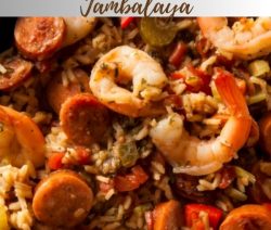 Slow cooker seafood chorizo jambalaya recipe. Very delicious vegetable broth-based seafood recipe with shrimp, clams, red beans, and chorizo cooked in a slow cooker. #slowcooker #crockpot #seafood #dinner #jambalaya #homemade #chorizo