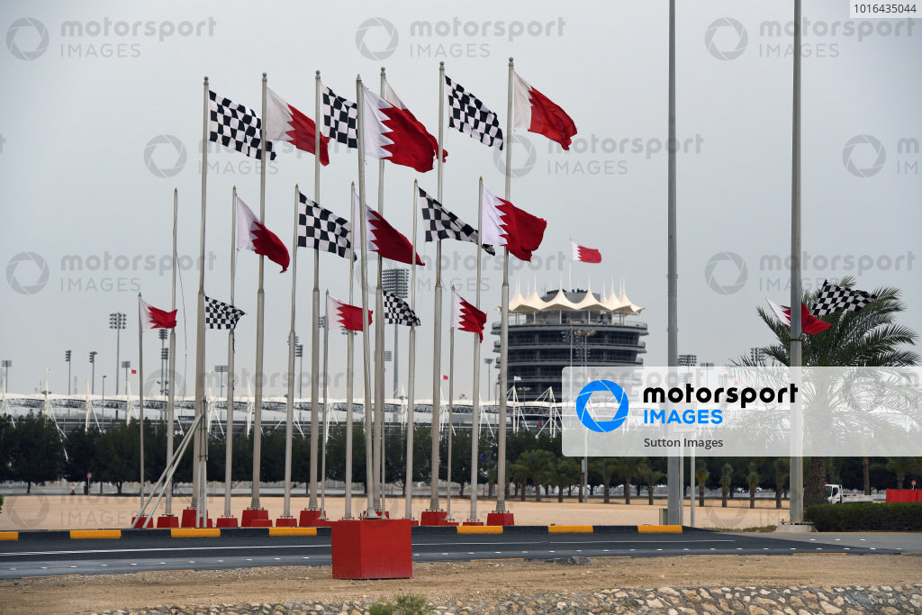 Flags at Formula One World Championship, Rd2, Bahrain Grand Prix ...