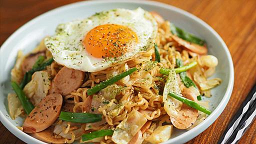 ギョニソ焼きそば　、　日清焼きそばアレンジ