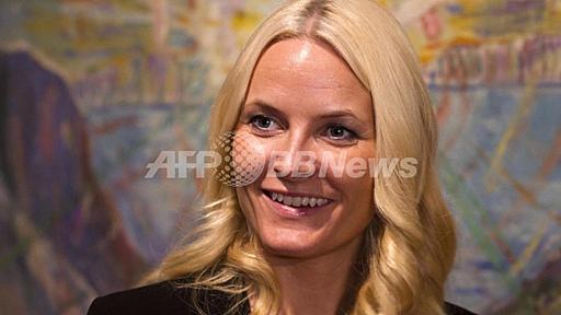 ノルウェー皇太子妃、お忍びでインドへ 代理母が産んだ友人同性カップルの子供を世話