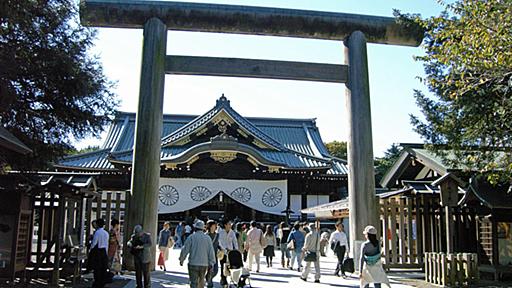 靖国神社を誤解する中国人に写真を見せて実際どんな場所か説明してみた - 黒色中国BLOG