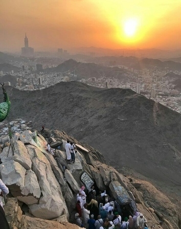 Jabal Nur photo by @rozzamli on instagram