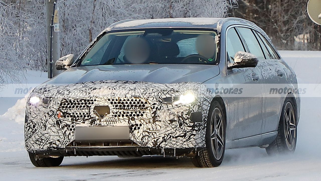 El actualizado Mercedes Clase C Estate 2026 se deja ver en fotos espía con cambios muy sutiles pero efectivos