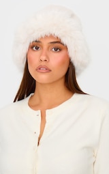 Cream Faux Fur Fluffy Trim Bucket Hat