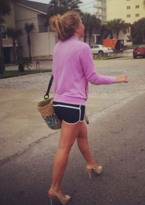 Walk Of Shame (32 pics)