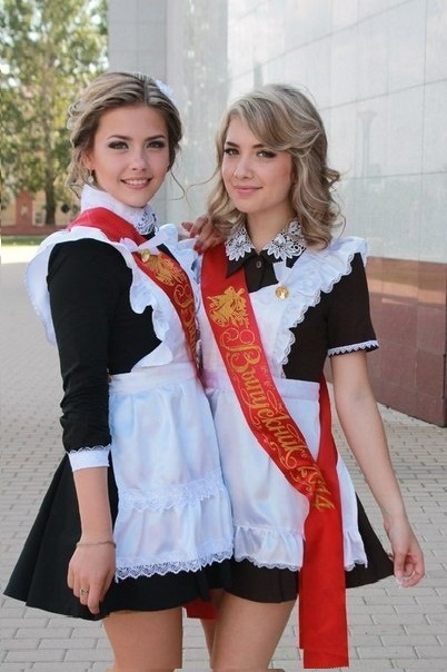 Beautiful Russian Girls Celebrate Graduation Day 29 Pics-5956