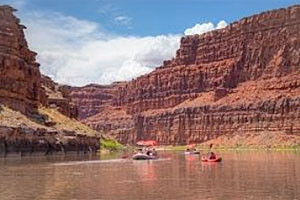 Holiday River Rafting Expeditions