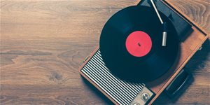 How To Choose the Best Turntable