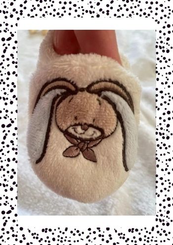 Chaussons noukie’s mensurations sur photo motif lapin