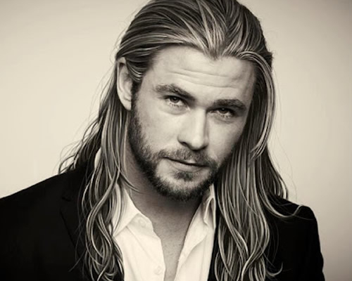 Chris Hemsworth looks like a vampire