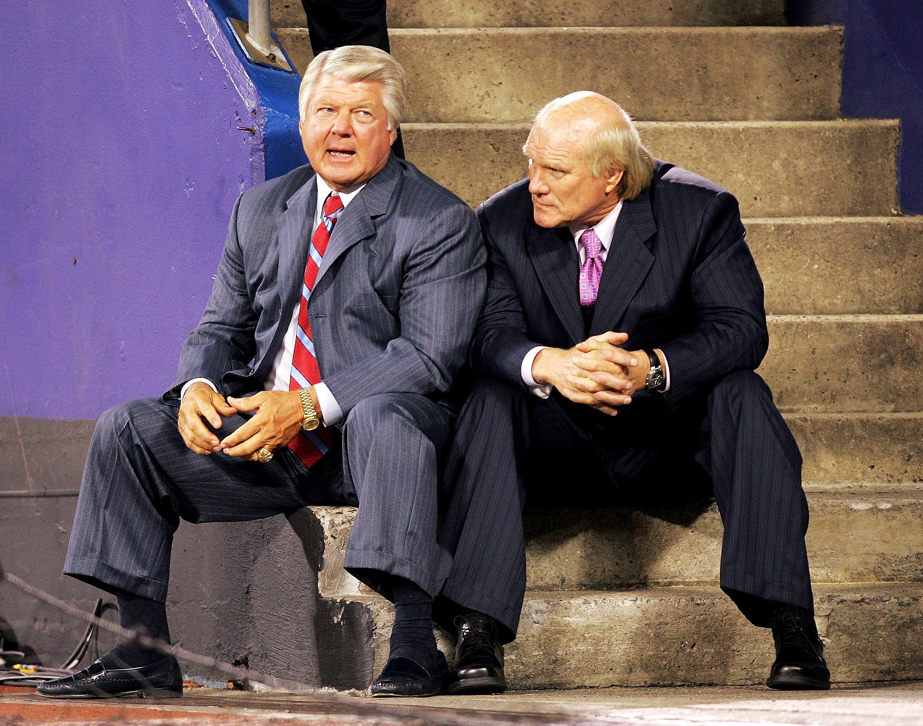 EAST RUTHERFORD, NJ - AUGUST 17: FOX NFL Commentators Jimmy Johnson (left) and Terry Bradshaw talk on the sideline during the Kansas City Chiefs game against the New York Giants at Giant Stadium on August 17, 2006 in East Rutherford, New Jersey. (Photo by